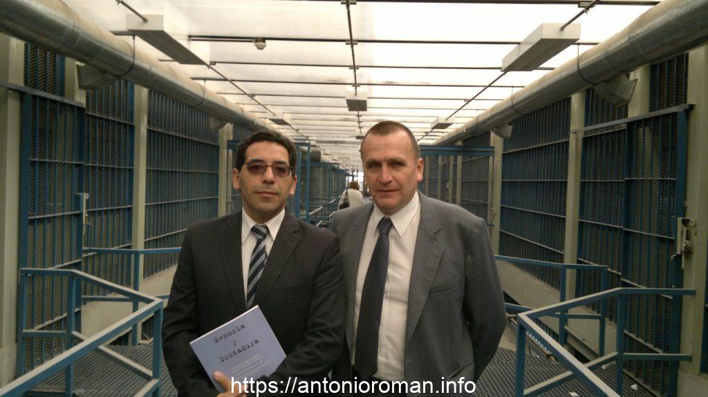 Dr. Antonio Román